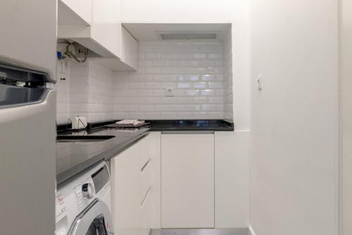 Olarias 2 bedroom perfect to share near the Castle 5