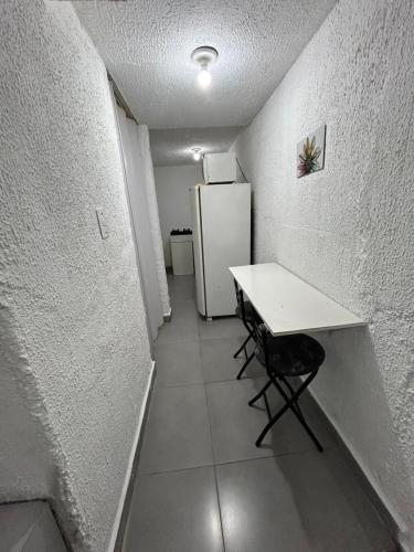 KitNet Mobiliada Zona Norte Sp in กาโชเอย์ริงยา