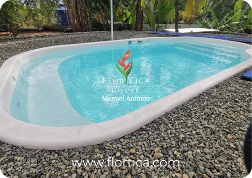 . Flortica House Manuel Antonio