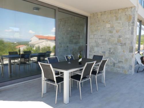 Restorāns, Villa Paradise in Vrbnik