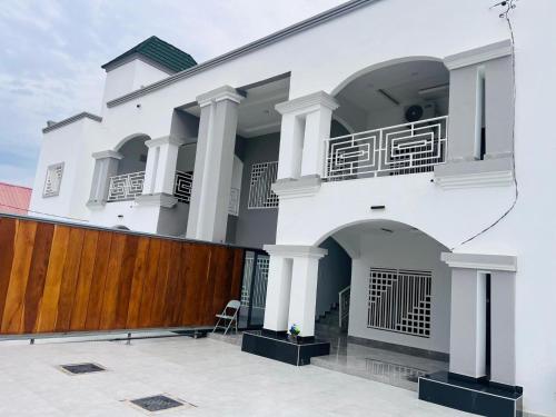 Chippo and Mams in Tanji