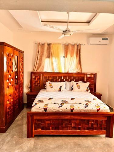 Chippo and Mams in Tanji