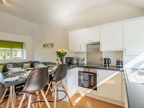 2 Bed in Louth oc-86797, Louth