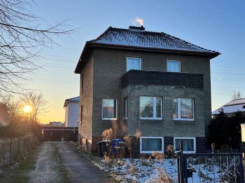 WG- Zimmer im Einfamilienhaus in 阿倫斯費爾德