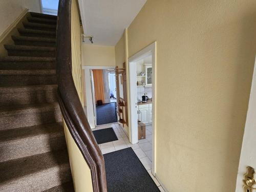 WG- Zimmer im Einfamilienhaus in 阿倫斯費爾德