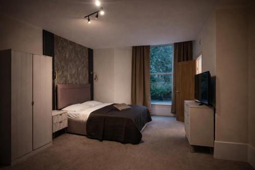 Saféra Dewsbury Westpark (Safera Dewsbury Westpark) in Dewsbury