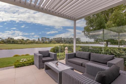 Clearwater Golf Resort - Entire Luxury Home in Northwood