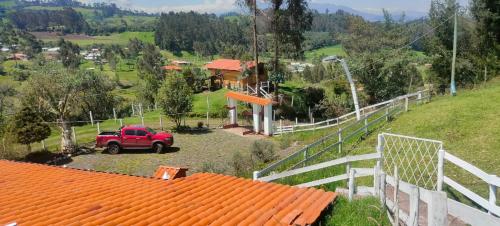Finca Agroturistica ANGUPACHA in Sangolkvi
