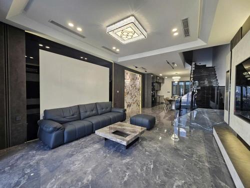 Shared lounge/TV area, The Maris Residence Nha Trang in Vinh Thai