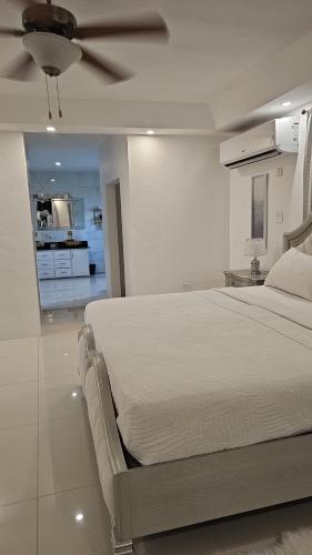 Shampaige Oasis – khách sạn tại Belleair