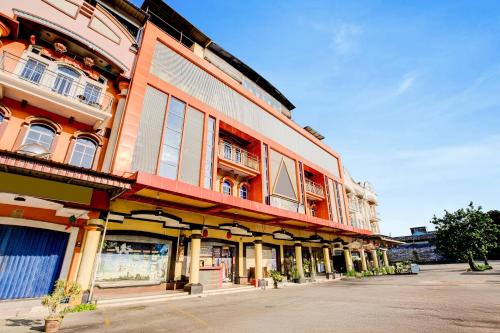 숙소 외관, Collection O Batam near DC Mall formerly S Hotel in 바탐 섬