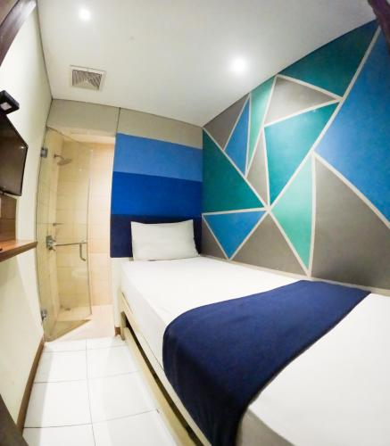 Subwow Hostel Room Type - Single Room