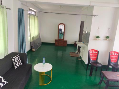 Ana Homestay - Chariduar