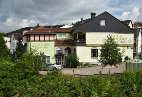 Exterior view, Bold´S Hotel-Restaurant "Zum Grunen Kranz" in Rodalben