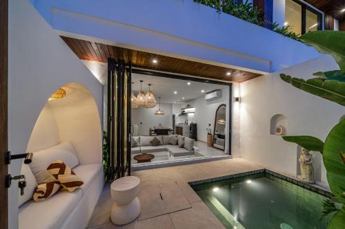 Nova Villa Resort Canggu - Stylish 1 & 2 Bedroom Pool Villas - image 2