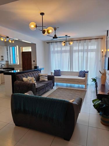 Nyali Sea Breeze Cozy 3 Bedroom – khách sạn tại Biển Nyali