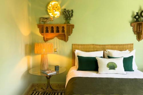 room detail thumbnail 0