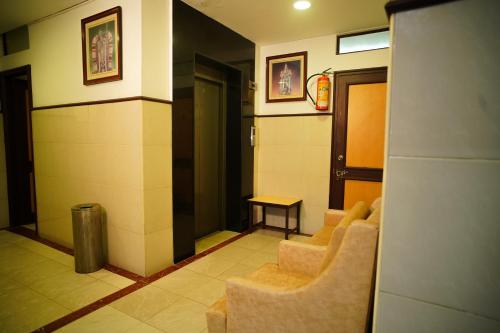 Hotel Raaj Bhaavan in Chennai