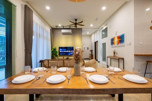 Bungalow Putrajaya 15pax w Private Pool Gathering - image 12