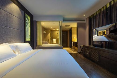 Orange Crystal Hotel Nantong Xinghu 101 Plaza – Nantong, VA