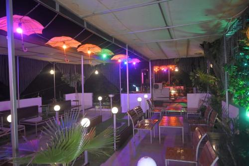 Heavens Hotel 3
