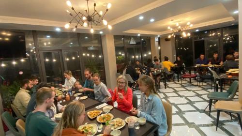 Family Home Catba in เกาะแคทบา