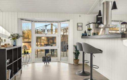Kitchen, 3 Bedroom Cozy Home In Hemmet in Hemmet