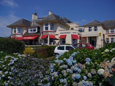 Porth Avallen Hotel