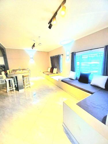 Villa SunShine exclusive in วาตามู