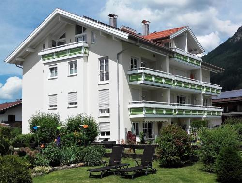 Alpenflair Ferienwohnungen Whg 301 - Apartment - Oberstdorf