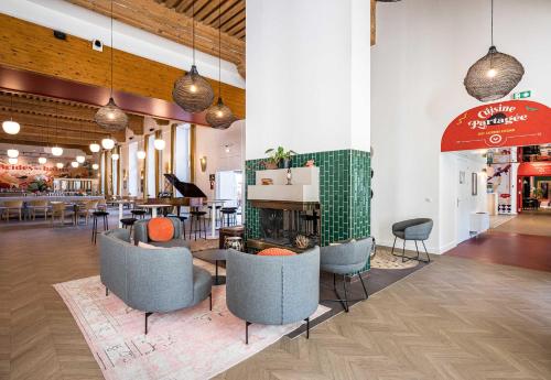 Bar/lounge, B&B HOME Brides-les-Bains Les 3 Vallees in Brides-les-Bains