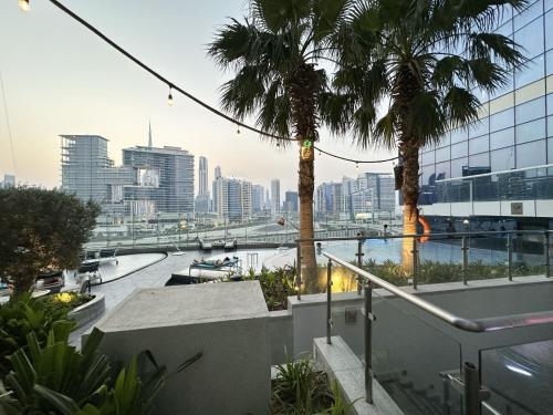 PNB Living - Luxury 2 Bedroom Apartment with High Floor - DAMAC Towers by Paramount Tower D - image 13