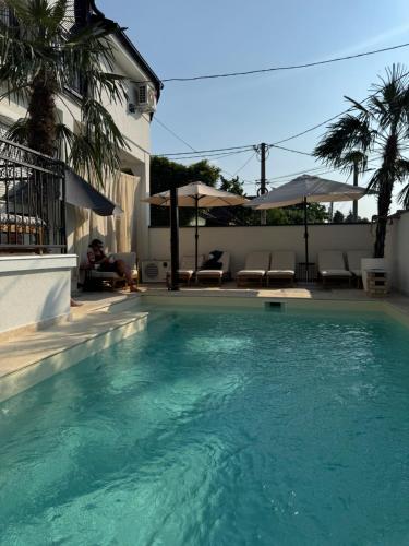Noa Apartments Pool & Spa