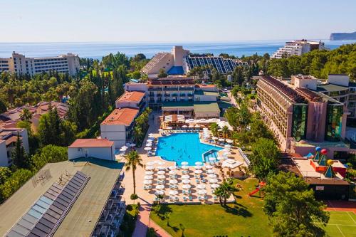 Exterior view of Armas Garden Hotel