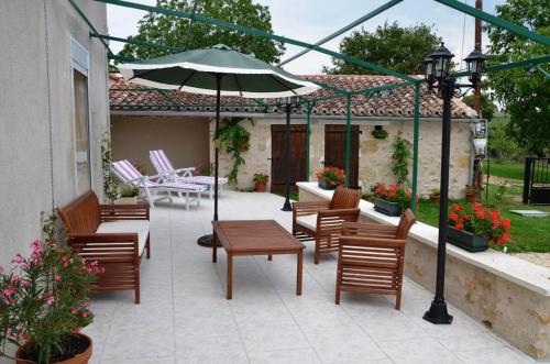 Les lilas in Lhommaizé