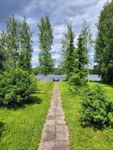 . Beautiful cottage by the lake