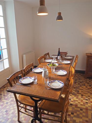 Les tilleuls in Persac