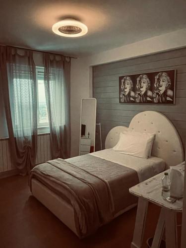 Aleroom25