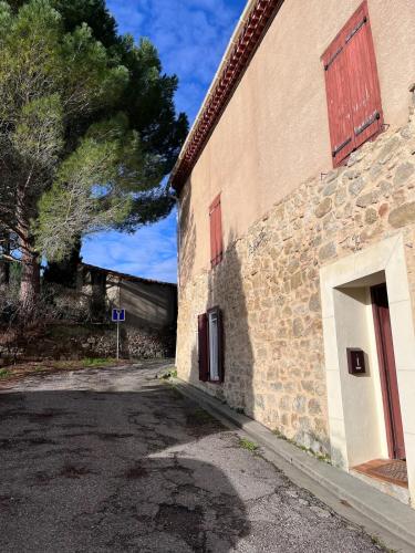 Viesnīcas āriene, Le Nid de l'Abbaye - Maison de charme rénovée (Le Nid de l'Abbaye - Maison de charme renovee) in Saint-Hilaire (Languedoc-Roussillon)