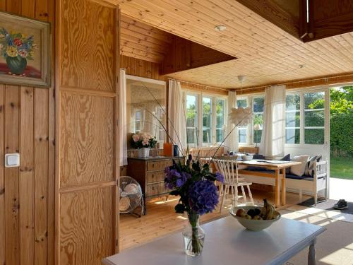 Viesnīcas āriene, Cottage With Views Over Nature Reserve In Arild in Arild