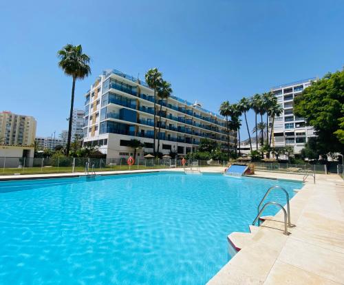 外部景觀, Apartamentos MS Puerto Marina, antes MS Pepita in 貝納爾馬德納鎮中心