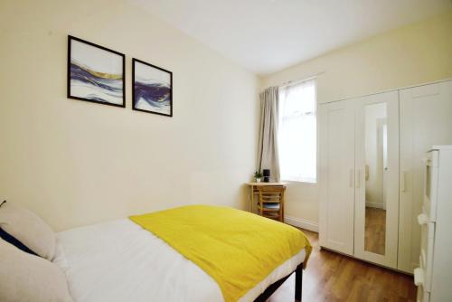 The Green Garden House near Tottenham Stadium Alexandra Palace Finsbury P, London