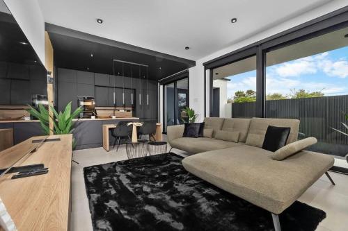 New Pearl Private Exclusive Retreat Pool&Garden in Meiveld