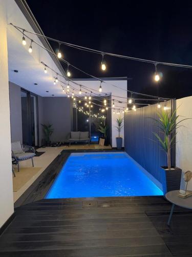 New Pearl Private Exclusive Retreat Pool&Garden – khách sạn tại Meiveld