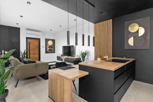 New Pearl Private Exclusive Retreat Pool&Garden in Meiveld