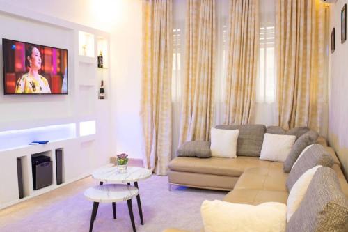 Suit 360 Abuja - Abuja