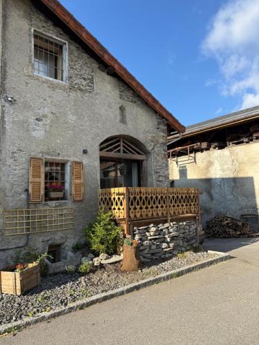 La Grange des Pins in Orbassy