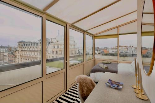 Loft Duplex Terrasse View on Paris - image 3