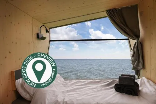 Sleep Space 23 - Green Tiny Spot Schillig in Wangerland, Deutschland