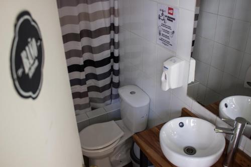 Μπάνιο, Hostal Providencia in Σαντιάγο